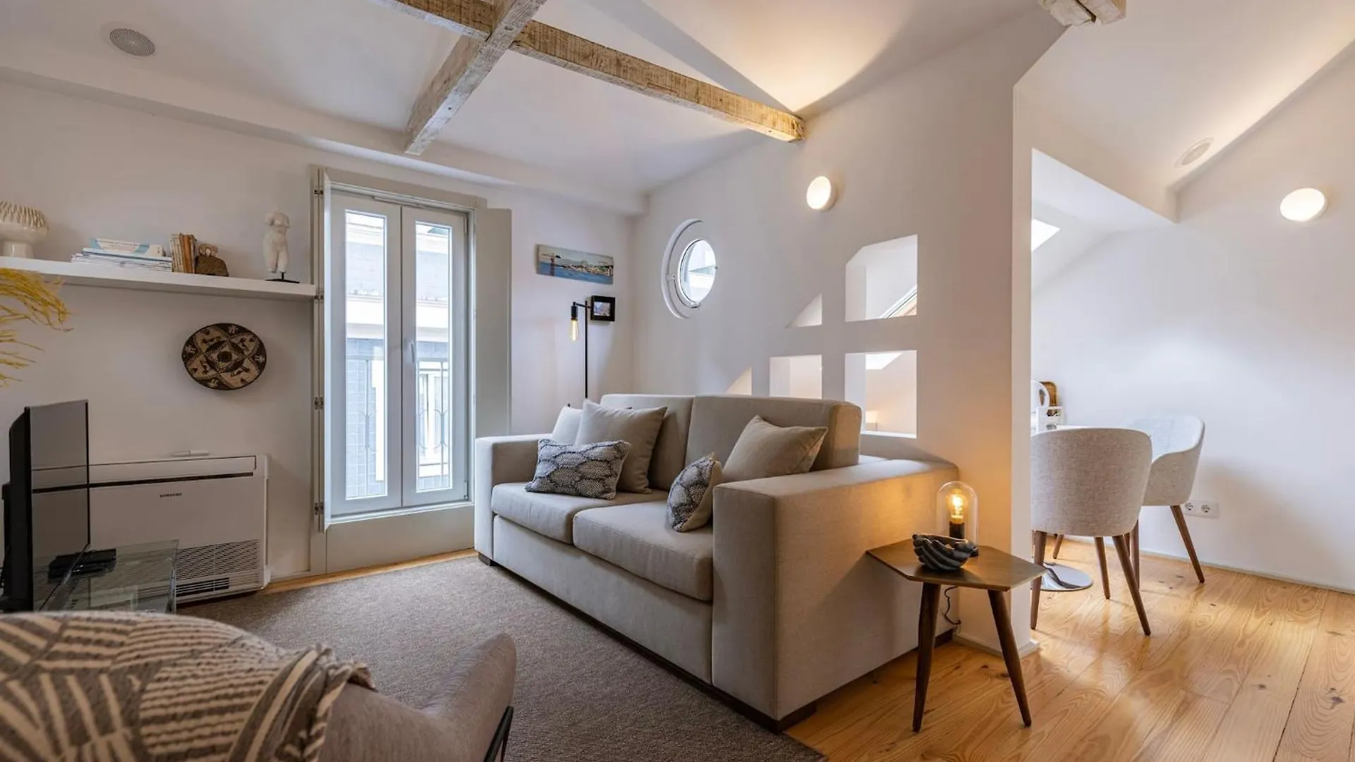 Condessa IV By Innkeeper location